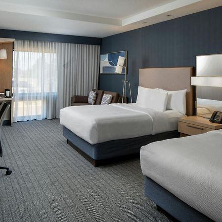 Courtyard By Marriott Jackson Airport/Pearl Hotel Exterior photo